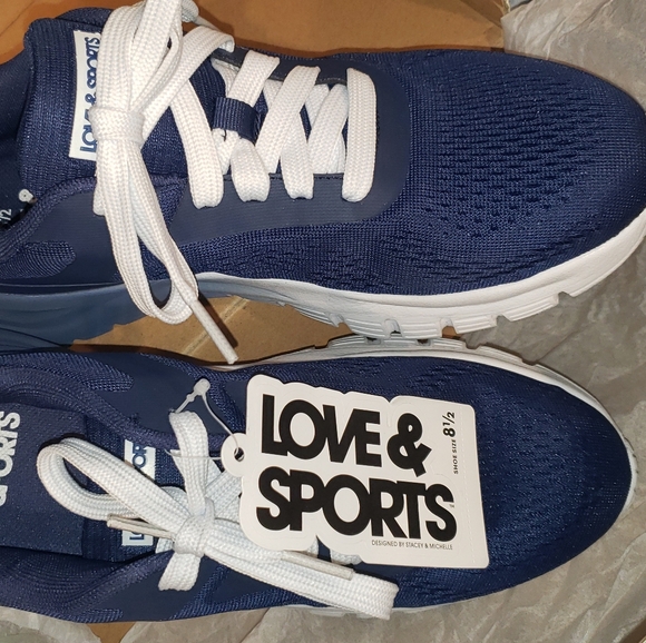 Love Sport Blue Tennis Shoes Size 81/2 Brand New in the box - Picture 1 of 4